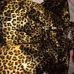 Women’s short Cheetah print pajamas size xl